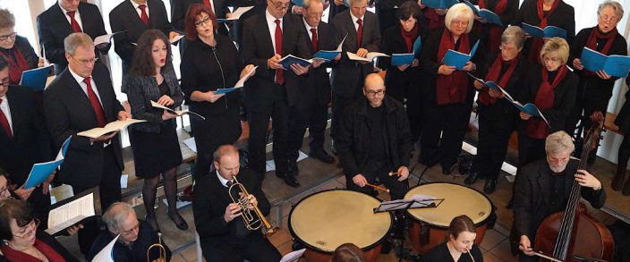 Katholischer Kirchenchor gestaltet Abendmahlsgottesdienst