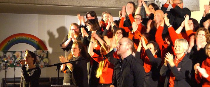 Überwältigend, mitreißend und einmalig – Gospelspirit beschenkt Freilassing mit einem besonderen Konzert mit Tiefgang